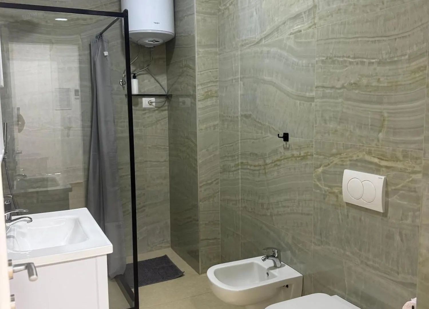 Megan Residence - Floor 3 Shengjin 0*,